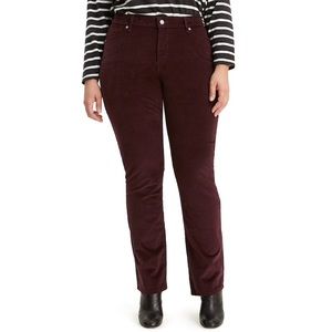 Levi’s Classic straight corduroy plum color jeans